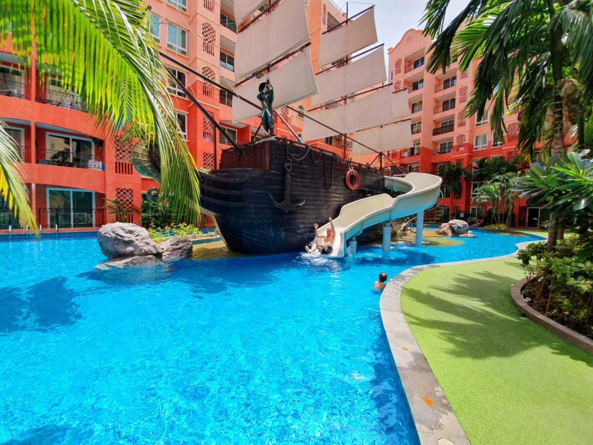 Seven Seas Condo By Dmitrii Jomtien Beach Exterior foto